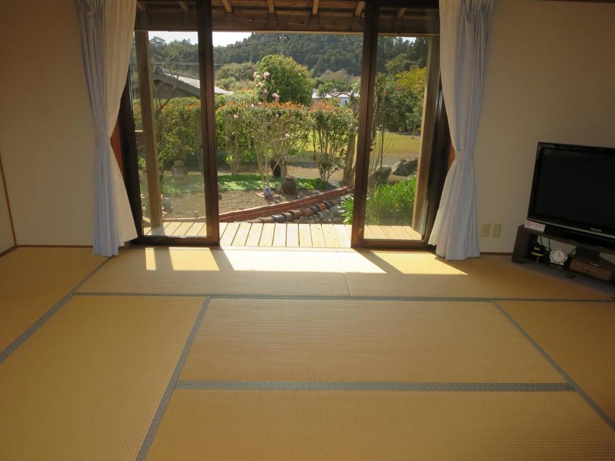 Guesthouse Suzukaze Shibushi Exterior photo